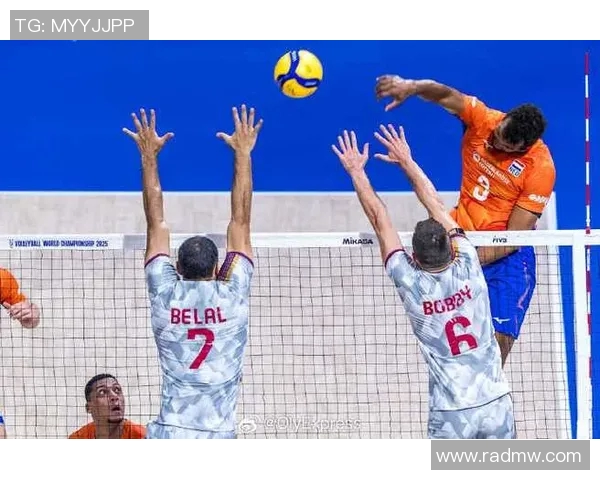 澳大利亚男排迎战卡塔尔队全力争胜展现实力与团队精神