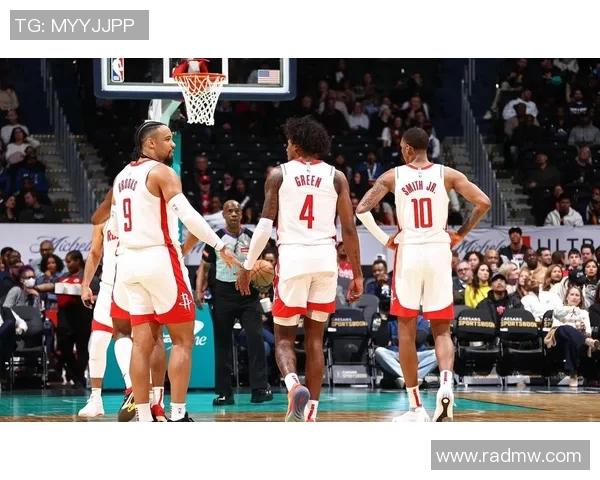 火箭队与马刺队2018年11月11日精彩对决回顾与分析